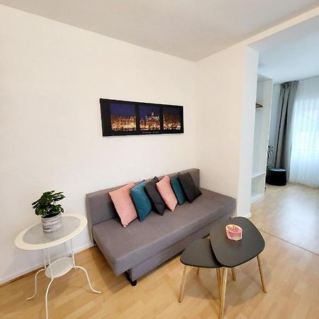 Etterbeek Studio Alicia, Idealement Situe מראה חיצוני תמונה